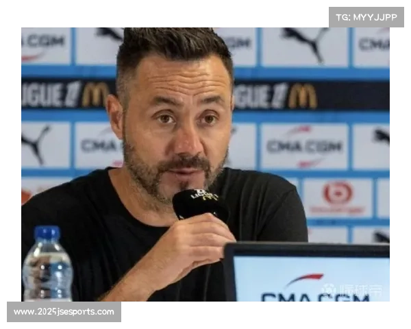 德泽尔比战术哲学：马赛高压体系与更衣室管理平衡